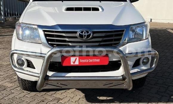 Buy Used Toyota Hilux White Car in Maseru in Maseru Buy Used Toyota Hilux White Car in Maseru in Maseru