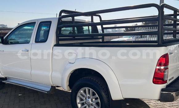 Buy Used Toyota Hilux White Car in Maseru in Maseru Buy Used Toyota Hilux White Car in Maseru in Maseru
