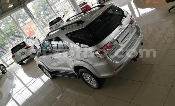 Buy Used Toyota Fortuner Silver Car in Maseru in Maseru Buy Used Toyota Fortuner Silver Car in Maseru in Maseru