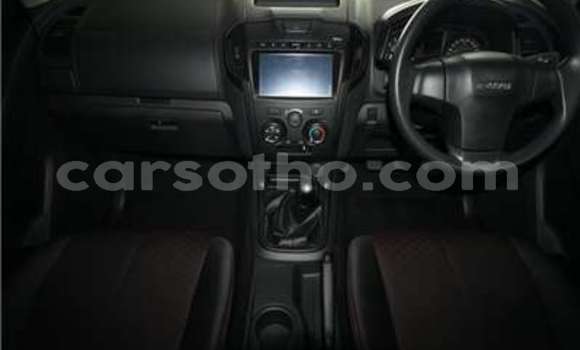 Sayi Na hannu Isuzu KB Blue Mota in Butha–Buthe a Thaba-Tseka Sayi Na hannu Isuzu KB Blue Mota in Butha–Buthe a Thaba-Tseka