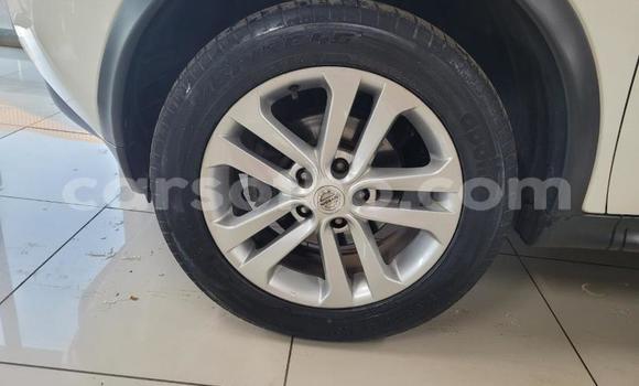 Buy Used Nissan Juke White Car in Maputsoe in Leribe Buy Used Nissan Juke White Car in Maputsoe in Leribe