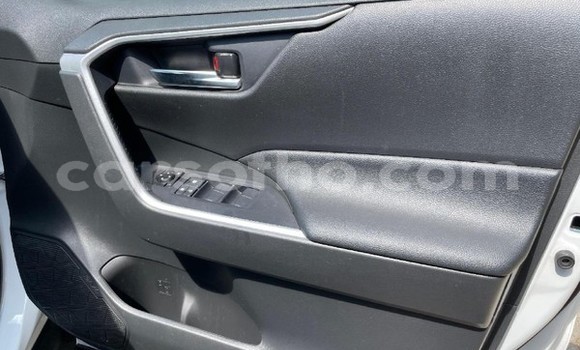 اشتري مستعمل Toyota RAV4 White سيارة في Maseru في Maseru اشتري مستعمل Toyota RAV4 White سيارة في Maseru في Maseru