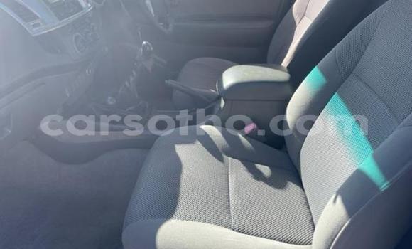 Buy Used Toyota Hilux White Car in Maseru in Maseru Buy Used Toyota Hilux White Car in Maseru in Maseru
