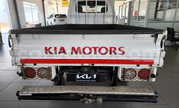 Sayi Na hannu Kia K5 White Mota in Maseru a Maseru Sayi Na hannu Kia K5 White Mota in Maseru a Maseru