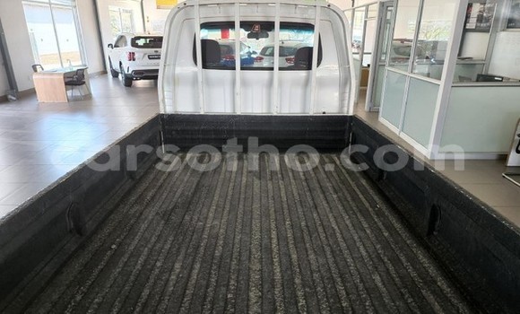 Sayi Na hannu Kia K5 White Mota in Maseru a Maseru Sayi Na hannu Kia K5 White Mota in Maseru a Maseru