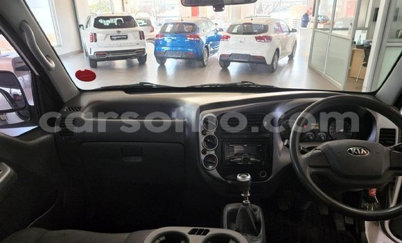 Sayi Na hannu Kia K5 White Mota in Maseru a Maseru Sayi Na hannu Kia K5 White Mota in Maseru a Maseru