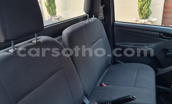 Acheter Occasion Voiture Isuzu KB Blanc à Maseru, Maseru Acheter Occasion Voiture Isuzu KB Blanc à Maseru, Maseru