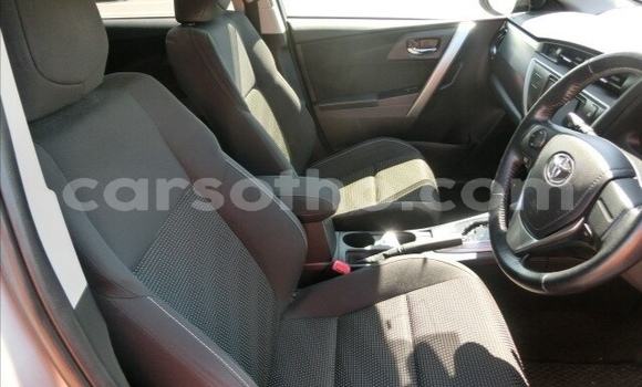 اشتري مستعمل Toyota Auris Silver سيارة في Maseru في Maseru اشتري مستعمل Toyota Auris Silver سيارة في Maseru في Maseru