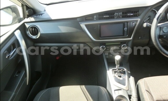 اشتري مستعمل Toyota Auris Silver سيارة في Maseru في Maseru اشتري مستعمل Toyota Auris Silver سيارة في Maseru في Maseru