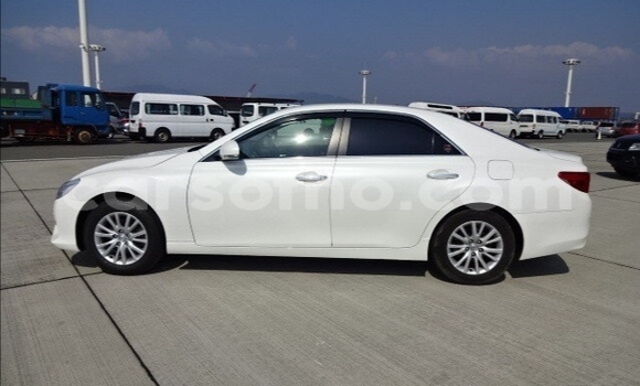 Acheter Occasion Voiture Toyota Mark X Blanc à Maseru, Maseru Acheter Occasion Voiture Toyota Mark X Blanc à Maseru, Maseru