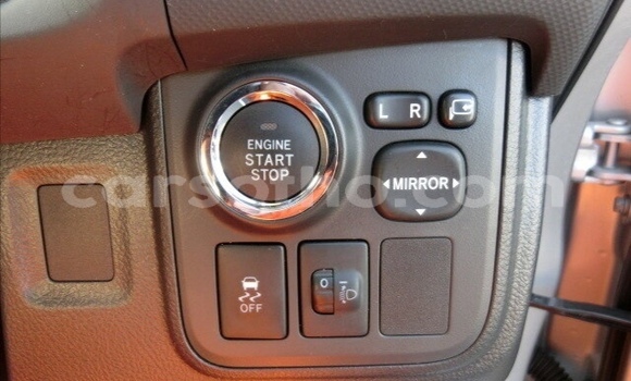 Buy Used Toyota Wish Silver Car in Maseru in Maseru Buy Used Toyota Wish Silver Car in Maseru in Maseru