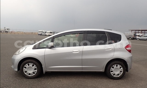 اشتري مستعمل Honda FIT Silver سيارة في Maseru في Maseru اشتري مستعمل Honda FIT Silver سيارة في Maseru في Maseru
