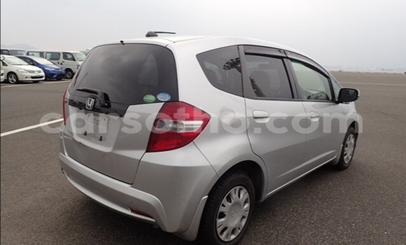 اشتري مستعمل Honda FIT Silver سيارة في Maseru في Maseru اشتري مستعمل Honda FIT Silver سيارة في Maseru في Maseru
