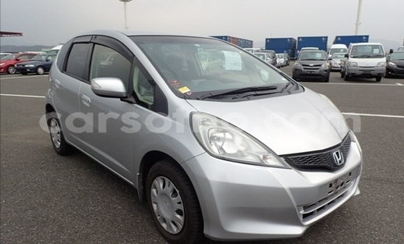 اشتري مستعمل Honda FIT Silver سيارة في Maseru في Maseru اشتري مستعمل Honda FIT Silver سيارة في Maseru في Maseru
