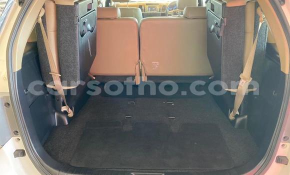 Acheter Occasion Voiture Toyota Fortuner Blanc à Maseru, Maseru Acheter Occasion Voiture Toyota Fortuner Blanc à Maseru, Maseru