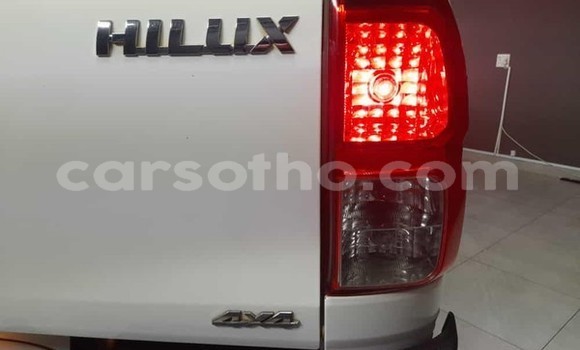 Acheter Occasion Voiture Toyota Hilux Blanc à Maseru, Maseru Acheter Occasion Voiture Toyota Hilux Blanc à Maseru, Maseru