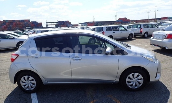 اشتري مستعمل Toyota Vitz Silver سيارة في Maseru في Maseru اشتري مستعمل Toyota Vitz Silver سيارة في Maseru في Maseru