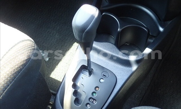 اشتري مستعمل Toyota Vitz Silver سيارة في Maseru في Maseru اشتري مستعمل Toyota Vitz Silver سيارة في Maseru في Maseru