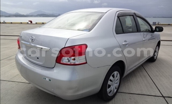 Sayi Na hannu Toyota Belta Silver Mota in Maseru a Maseru Sayi Na hannu Toyota Belta Silver Mota in Maseru a Maseru