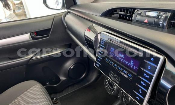 اشتري مستعمل Toyota Hilux White سيارة في Maseru في Maseru اشتري مستعمل Toyota Hilux White سيارة في Maseru في Maseru