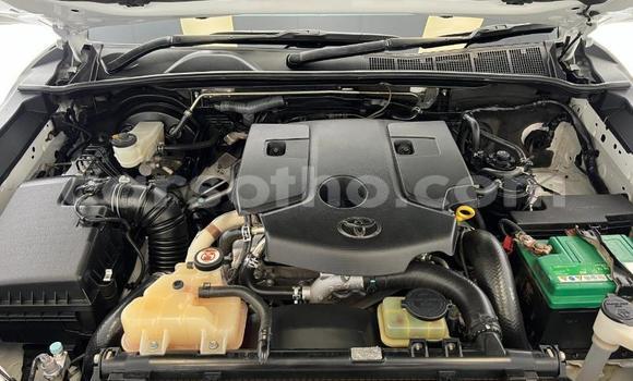 اشتري مستعمل Toyota Hilux White سيارة في Maseru في Maseru اشتري مستعمل Toyota Hilux White سيارة في Maseru في Maseru
