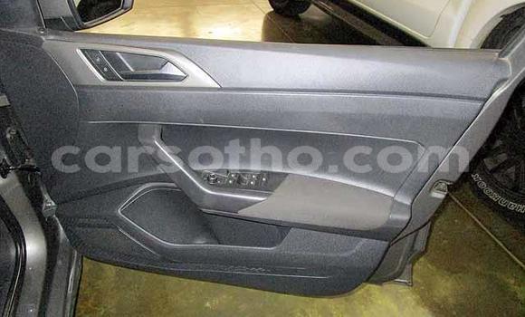 Acheter Occasion Voiture Volkswagen Polo Gris à Mafeteng, Mafeteng Acheter Occasion Voiture Volkswagen Polo Gris à Mafeteng, Mafeteng