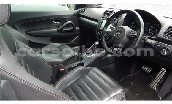 Acheter Occasion Voiture Volkswagen Scirocco R Bleu à Butha–Buthe, Thaba-Tseka Acheter Occasion Voiture Volkswagen Scirocco R Bleu à Butha–Buthe, Thaba-Tseka