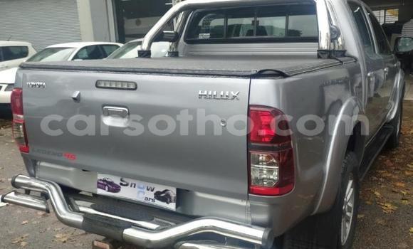 اشتري مستعمل Toyota Hilux Silver سيارة في Maseru في Maseru اشتري مستعمل Toyota Hilux Silver سيارة في Maseru في Maseru