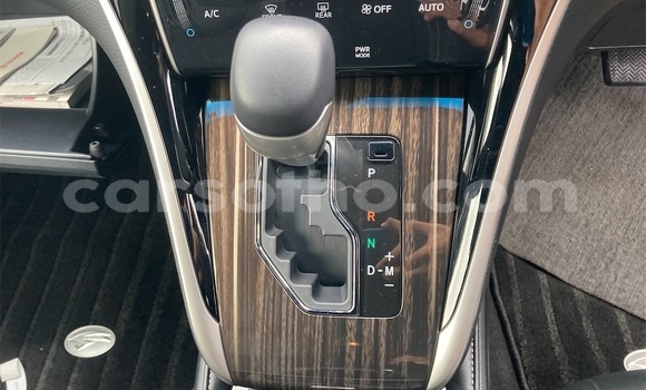 Sayi Na hannu Toyota Harrier Black Mota in Maseru a Maseru Sayi Na hannu Toyota Harrier Black Mota in Maseru a Maseru