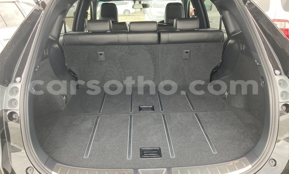 Sayi Na hannu Toyota Harrier Black Mota in Maseru a Maseru Sayi Na hannu Toyota Harrier Black Mota in Maseru a Maseru