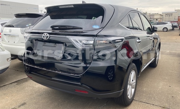 Sayi Na hannu Toyota Harrier Black Mota in Maseru a Maseru Sayi Na hannu Toyota Harrier Black Mota in Maseru a Maseru