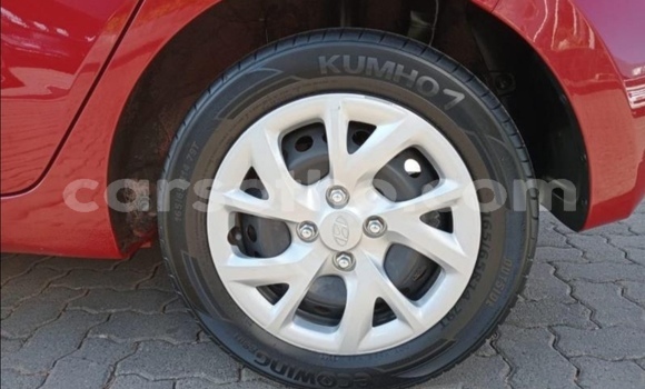 Sayi Na hannu Hyundai i10 Red Mota in Maseru a Maseru Sayi Na hannu Hyundai i10 Red Mota in Maseru a Maseru