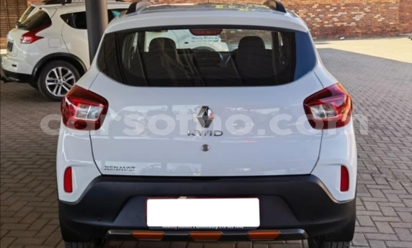 Sayi Na hannu Renault KWID White Mota in Maseru a Maseru Sayi Na hannu Renault KWID White Mota in Maseru a Maseru