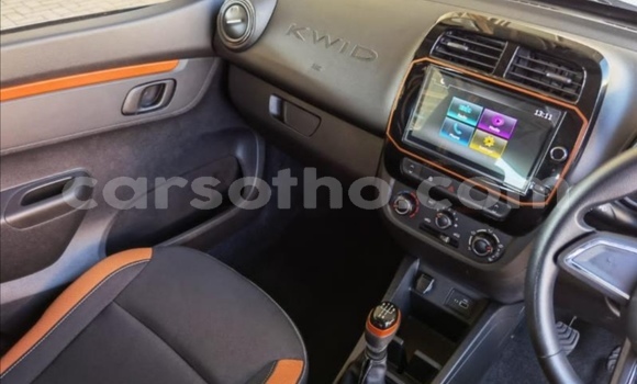 Sayi Na hannu Renault KWID White Mota in Maseru a Maseru Sayi Na hannu Renault KWID White Mota in Maseru a Maseru