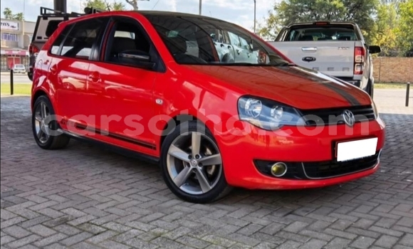 Sayi Na hannu Volkswagen Polo Red Mota in Mokhotlong a Berea Sayi Na hannu Volkswagen Polo Red Mota in Mokhotlong a Berea