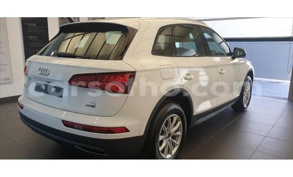 Acheter Occasion Voiture Audi Q5 Blanc à Maputsoe, Leribe Acheter Occasion Voiture Audi Q5 Blanc à Maputsoe, Leribe