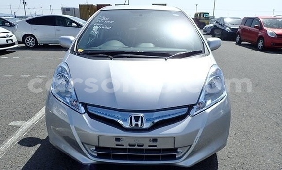 Sayi Na hannu Honda FIT Silver Mota in Maseru a Maseru Sayi Na hannu Honda FIT Silver Mota in Maseru a Maseru