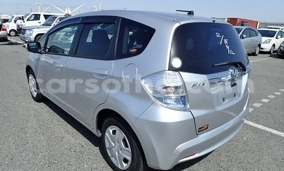 Sayi Na hannu Honda FIT Silver Mota in Maseru a Maseru Sayi Na hannu Honda FIT Silver Mota in Maseru a Maseru