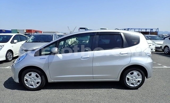 Sayi Na hannu Honda FIT Silver Mota in Maseru a Maseru Sayi Na hannu Honda FIT Silver Mota in Maseru a Maseru