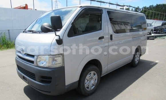 اشتري مستعمل Toyota Hiace Silver سيارة في Maseru في Maseru اشتري مستعمل Toyota Hiace Silver سيارة في Maseru في Maseru