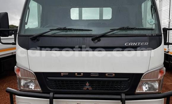 اشتري مستعمل Mitsubishi Van Other شاحنة في Maseru في Maseru اشتري مستعمل Mitsubishi Van Other شاحنة في Maseru في Maseru