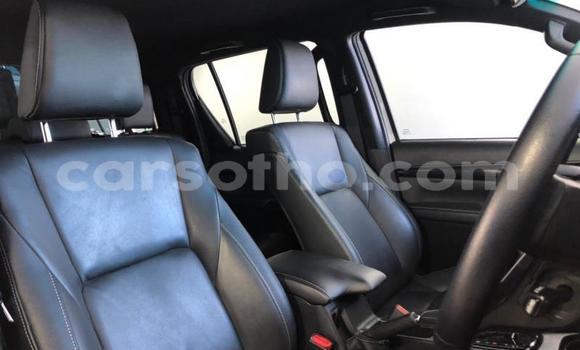 اشتري مستعمل Toyota Hilux White سيارة في Maseru في Maseru اشتري مستعمل Toyota Hilux White سيارة في Maseru في Maseru