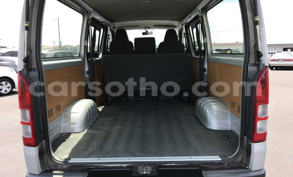 Acheter Occasion Voiture Toyota Hiace Gris à Maseru, Maseru Acheter Occasion Voiture Toyota Hiace Gris à Maseru, Maseru