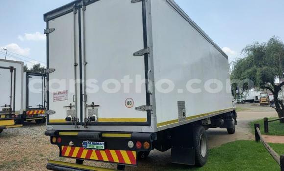 اشتري مستعمل Nissan UD Other شاحنة في Maseru في Maseru اشتري مستعمل Nissan UD Other شاحنة في Maseru في Maseru