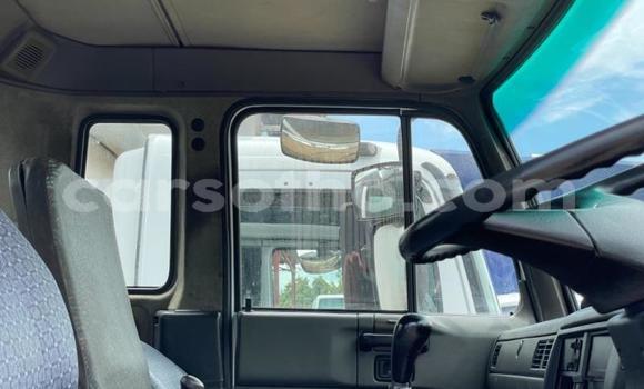 اشتري مستعمل Nissan UD White شاحنة في Maseru في Maseru اشتري مستعمل Nissan UD White شاحنة في Maseru في Maseru