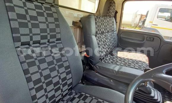 اشتري مستعمل Nissan UD White شاحنة في Maseru في Maseru اشتري مستعمل Nissan UD White شاحنة في Maseru في Maseru