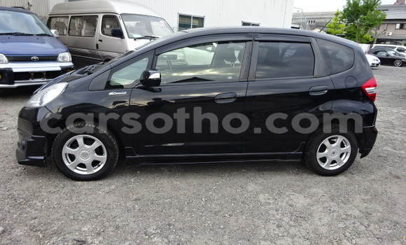 Sayi Na hannu Honda FIT Black Mota in Maseru a Maseru Sayi Na hannu Honda FIT Black Mota in Maseru a Maseru