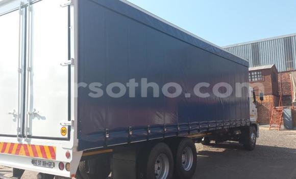 اشتري مستعمل Hino 300 Series Other شاحنة في Maseru في Maseru اشتري مستعمل Hino 300 Series Other شاحنة في Maseru في Maseru