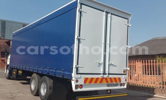 اشتري مستعمل Hino 300 Series Other شاحنة في Maseru في Maseru اشتري مستعمل Hino 300 Series Other شاحنة في Maseru في Maseru