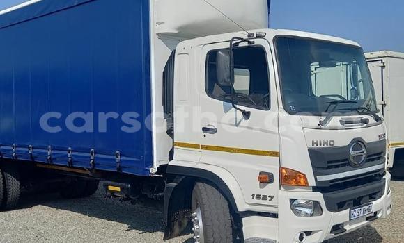 اشتري مستعمل Hino 300 Series Other شاحنة في Maseru في Maseru اشتري مستعمل Hino 300 Series Other شاحنة في Maseru في Maseru